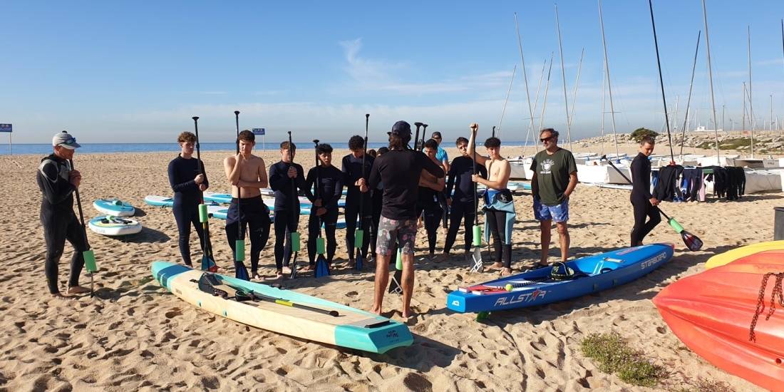 El Paddle Surf (SUP) present en el “dia de la Educació física al carrer” 2022